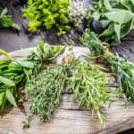 Suché aromatické bylinky: Takto vydrží po celý rok